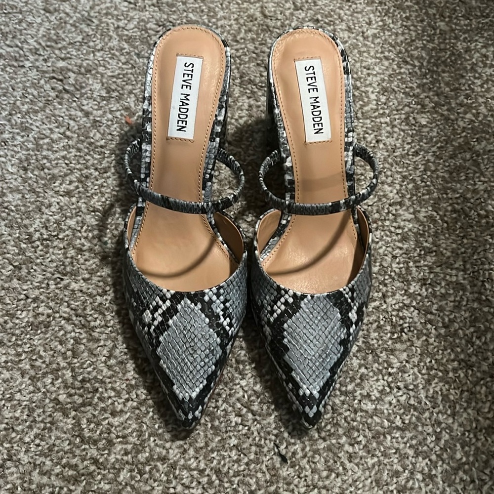 Steven Madden *Presley* Heels